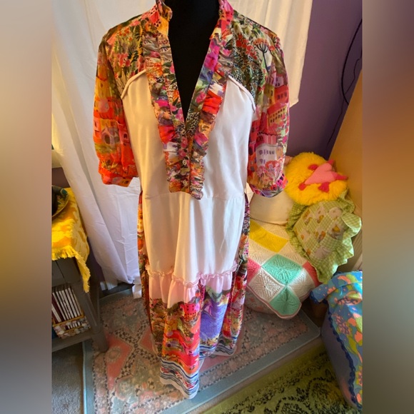 Floral Multicolor Maxi Dress with Tie Waist - Picture 5 of 16